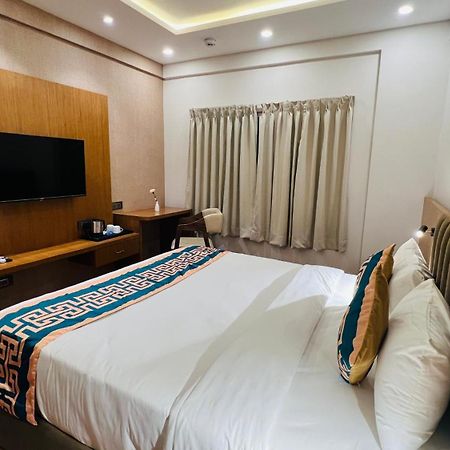 Hotel Aashraya Dod Jala Exterior photo